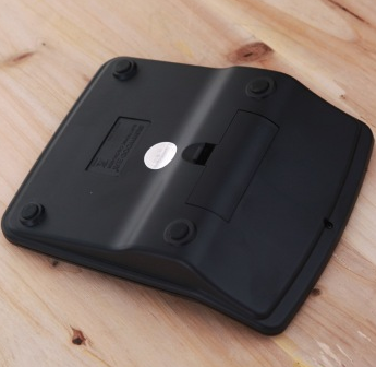 三木(SUNWOOD)EC-1837轻便经济款桌面型计算器(双电源)