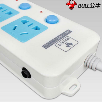 公牛(BULL)GN-309D 五孔独立开关大功率电源插座 3米