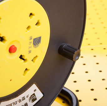 得力(deli)DL8820G 高档移动电缆绕线盘插座 20米