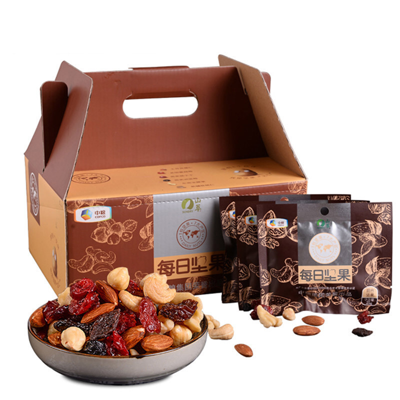中粮山萃每日坚果礼盒750g